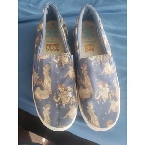 Disney Snow White Toms Slip On Shoes Size 5